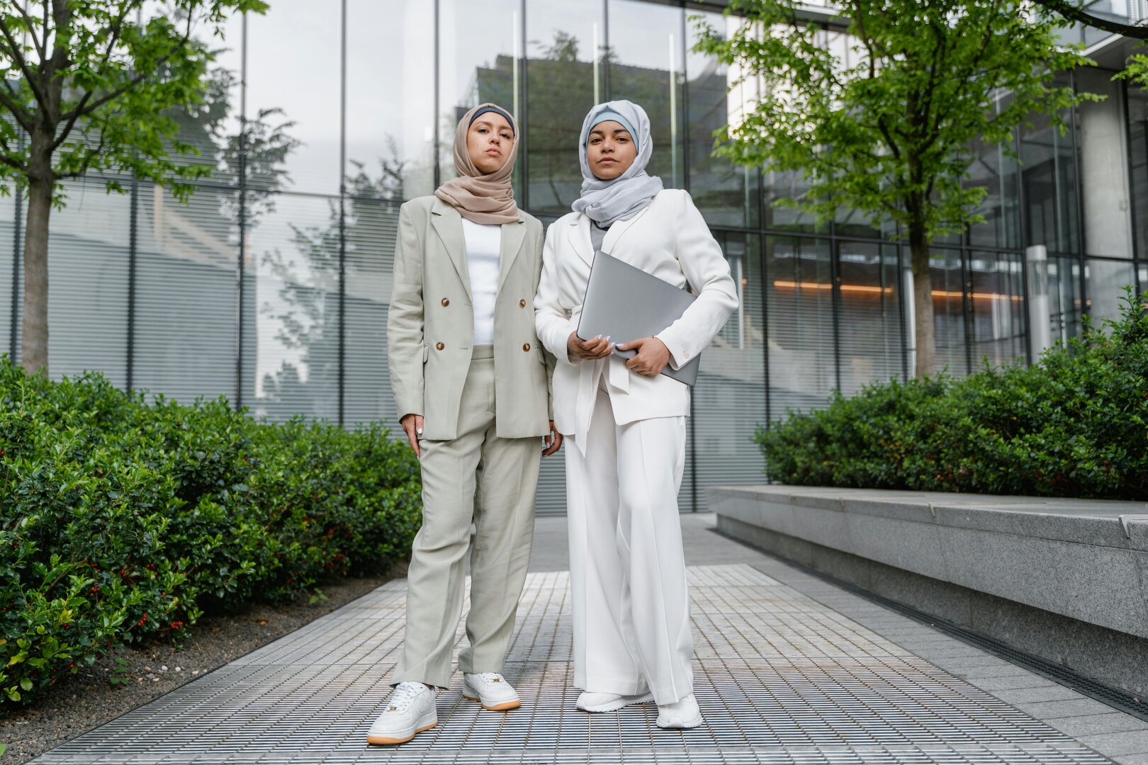 Modern Muslim Dating: Balancing Tradition and Technology cover image